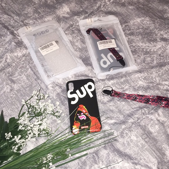 Supreme Accessories - Supreme Case